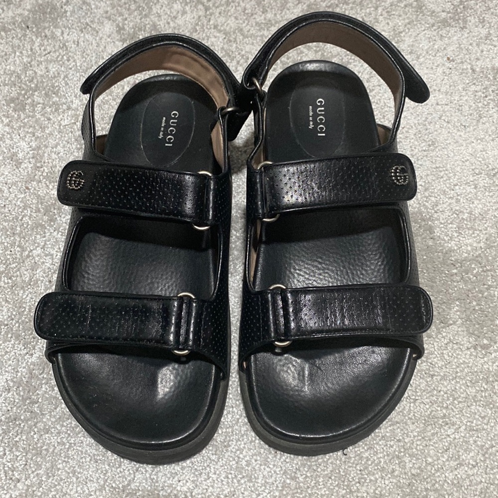 Gucci Leather strap Sandals